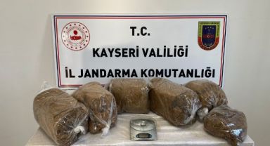 Kayseri'de 16 kilo kaçak tütün ele geçirildi