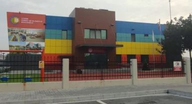 Kreşte çocuğa dayak kamerada! Çocukları ellerini arkadan bağlayıp uyutmuşlar