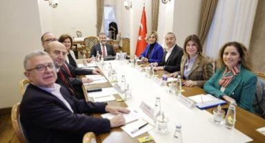Bakan Nebati, Turizm İstişare Kurulu Üyeleri ile görüştü