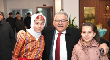 Çiçek ile Büyükkılıç, Yeşilhisar İlçe Jandarma Komutanlığı Binasının Açılışını Yaptı