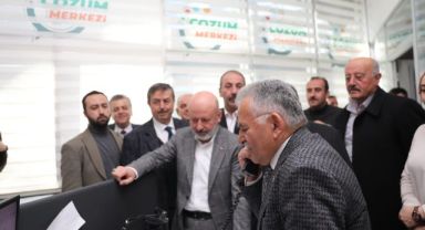 Başkan Çolakbayrakdar; “çözüm Merkezi, 7/24 Saat Çalışarak, Yaraları Sarıyor”