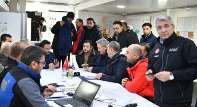 BAŞKAN PALANCIOĞLU VE KAYSERİ EKİBİ TEKNİK ÇALIŞMALAR VE DESTEKLER İÇİN KAHRAMANMARAŞ'TA