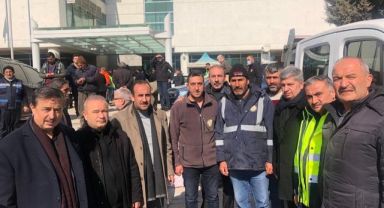 Deprem Bölgelerini Ziyaret Eden Başkan Altun, Bünyan Belediyesi Ekipleriyle Bir Araya Geldi