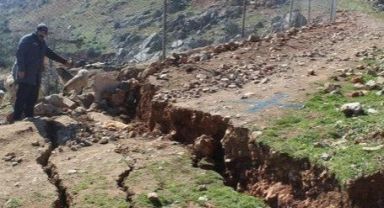 Deprem bölgesi 7 metre 30 santim kaydı! 3 bin 858 artı deprem oldu! AFAD'dan son dakika uyarılar...