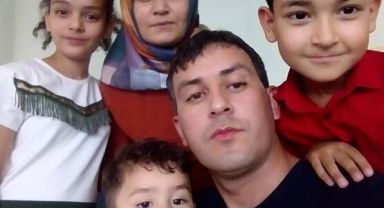 Depremde hayatını kaybeden 5 kişilik Topuz ailesi toprağa verildi