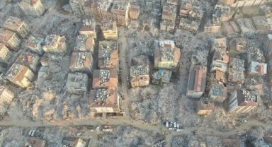 Depremin 8’inci gününde harabeye dönen Hatay'daki yıkım havadan görüntülendi