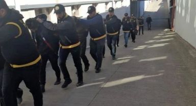 Depremzedelerin malzemesini çalan 10 hırsız tutuklandı