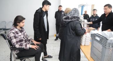 ERÜ’DEN DEPREM BÖLGESİ’NE YARDIM ELİ