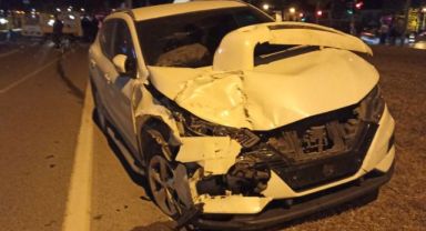 Gazipaşa’da otomobille kamyonet çarpıştı: 4 yaralı