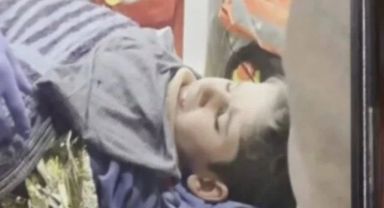 Hatay'da 12 yaşındaki Osman, 260 saat sonra enkazdan kurtarıldı