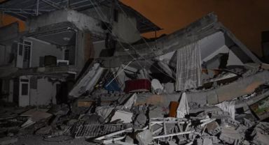 Hatay'da 6.4 büyüklüğünde deprem