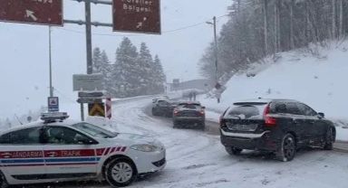 Kar yağdı herkes oraya akın etti