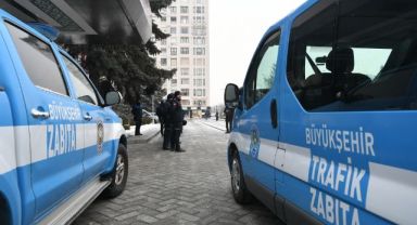 Kayseri Büyükşehir'den Deprem Bölgesi Hatay'a Zabıta Personeli ile Destek