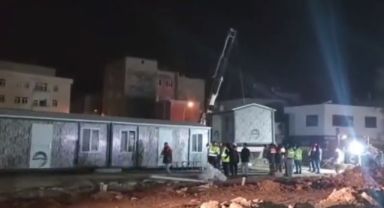 Kayseri Büyükşehir'in Afet Bölgesinde Bir İlk Olacak Konteyner Çarşı Yapımı Tüm Hızıyla Sürüyor