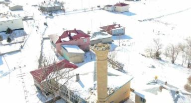 Kayseri Sarız'da 8 yıkım, 331 hasarlı yapı var