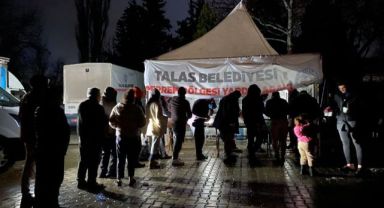 TALAS DEPREM BÖLGESİNDE YARA SARIYOR