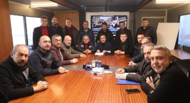 Vali Çiçek ve Başkan Büyükkılıç'tan Deprem Bölgesinde 'Kayseri' Dayanışması
