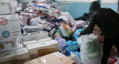Yardım malzemelerini markete satan TIR şoförü tutuklandı