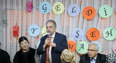 Başkan Yalçın Ve Kaymakam Dönmez Depremzedelerle İftar Sofrasında
