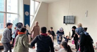 Büyükşehir'den Depremzede Çocuklara Psikolojik Destek