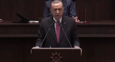Cumhurbaşkanı Erdoğan'dan canlı yayında flaş açıklamalar! 6'lı koalisyonda demokrasi tarihinde görülmemiş kavga çıktı