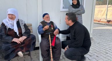 Depremzede Kıbrıs Gazisi'nden Kayseri'ye Ve Başkan Büyükkılıç'a Teşekkür