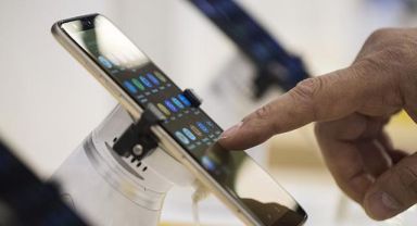 İthal cep telefonlarının gümrük fiyatına gelen zam iptal edildi!