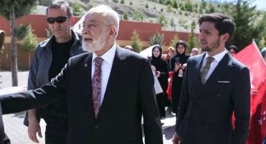 Karamollaoğlu’nun Sekreterinden Aday Adaylığı