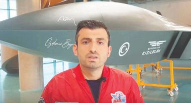 Selçuk Bayraktar 'dan afetzede öğrencilere 10 bin tablet