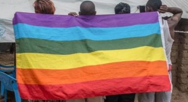 Uganda Parlamentosu, LGBT bireylere hapis cezası öngören yasa tasarısını onayladı