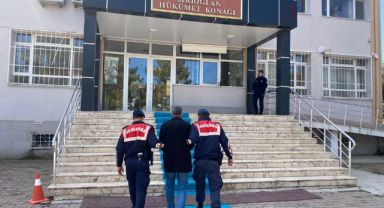Uyuşturucu taciri jandarmadan kaçamadı