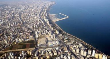 Vahap Seçer: Mersin’e acil özel statü ve destek verilsin