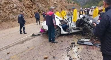 Adana'da heyelan can aldı: Otomobilin üzerine kaya devrildi, 4 öğretmen yaşamını yitirdi