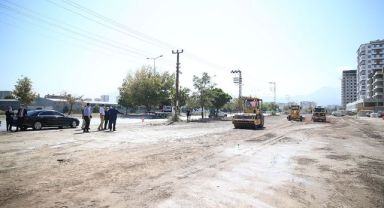 Başkan Büyükkılıç, 1,5 Milyar TL Maliyetle 90 Kilometrelik 'Yol' Açtı