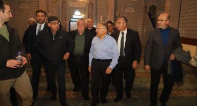 Başkan Büyükkılıç, Hafız Öğrenciler ve Depremzede Vatandaşlarla İftar Sofrasında Buluştu