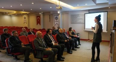 Esnaf eğitimlerle işletmesini kurumsallaştıracak, çağa ayak uyduracak”