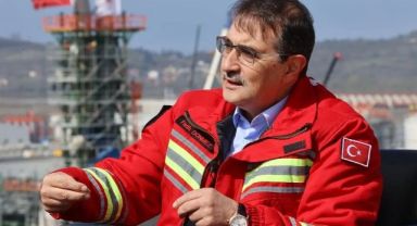 Gündemi değiştirecek... Bakan Dönmez: Cumhurbaşkanı 20 Nisan'da açıklayacak