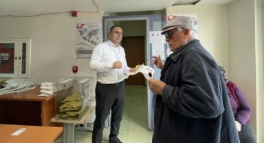 Kayseri Havalimanı'nda oy verme işlemi sürüyor