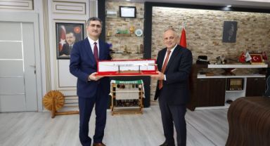 Verenel Derneği’nden Başkan Esat Öztürk’e Ziyaret