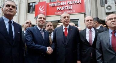 Yeniden Refah Partisi'nde 14 il teşkilatı kazan kaldırdı! 'Erdoğan'a değil Kılıçdaroğlu'nu oy vereceğiz'