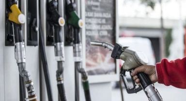 20 liranın altına düşecek! Bu gece yarısı motorine indirim var! 2 Mayıs Salı güncel akaryakıt fiyatları