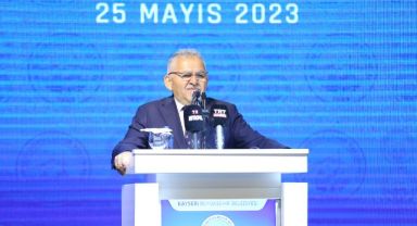 Bakan Akar ile Başkan Büyükkılıç, Şoför Esnafıyla Buluştu