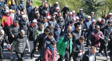 Bakan Akar ve Başkan Büyükkılıç, Kayserililerle Doğa Yürüyüşü Yaptı, Fidan Dikti