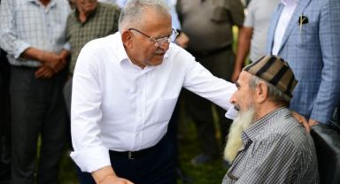 Başkan Büyükkılıç'ın Mahalle Ziyaretlerinde Bakan Varank'a