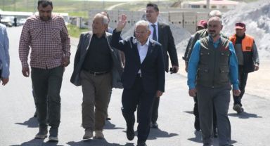 Başkan Büyükkılıç'tan Akmescit'e 7 Milyon TL'lik Asfalt Yatırımı