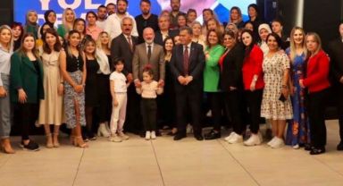 Başkan Çolakbayrakdar, Deprem Bölgesinde Çalışan Berber Ve Kuaförlerle Bir Araya Geldi