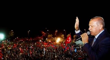 Cumhurbaşkanı Erdoğan'ın balkon konuşması