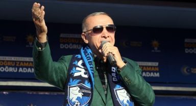 Cumhurbaşkanı Erdoğan: Küçük esnafımızın prim gün sayısını 7 bin 200'e indiriyoruz.