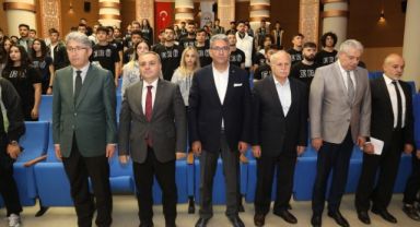 ERÜ’de Başarılı Sporcular Ödüllendirildi