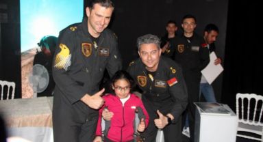 Kayseri'de SOLOTÜRK pilotlarına yoğun ilgi!